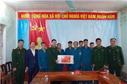 Tư lệnh Quân khu chúc Tết tại tỉnh Lạng Sơn